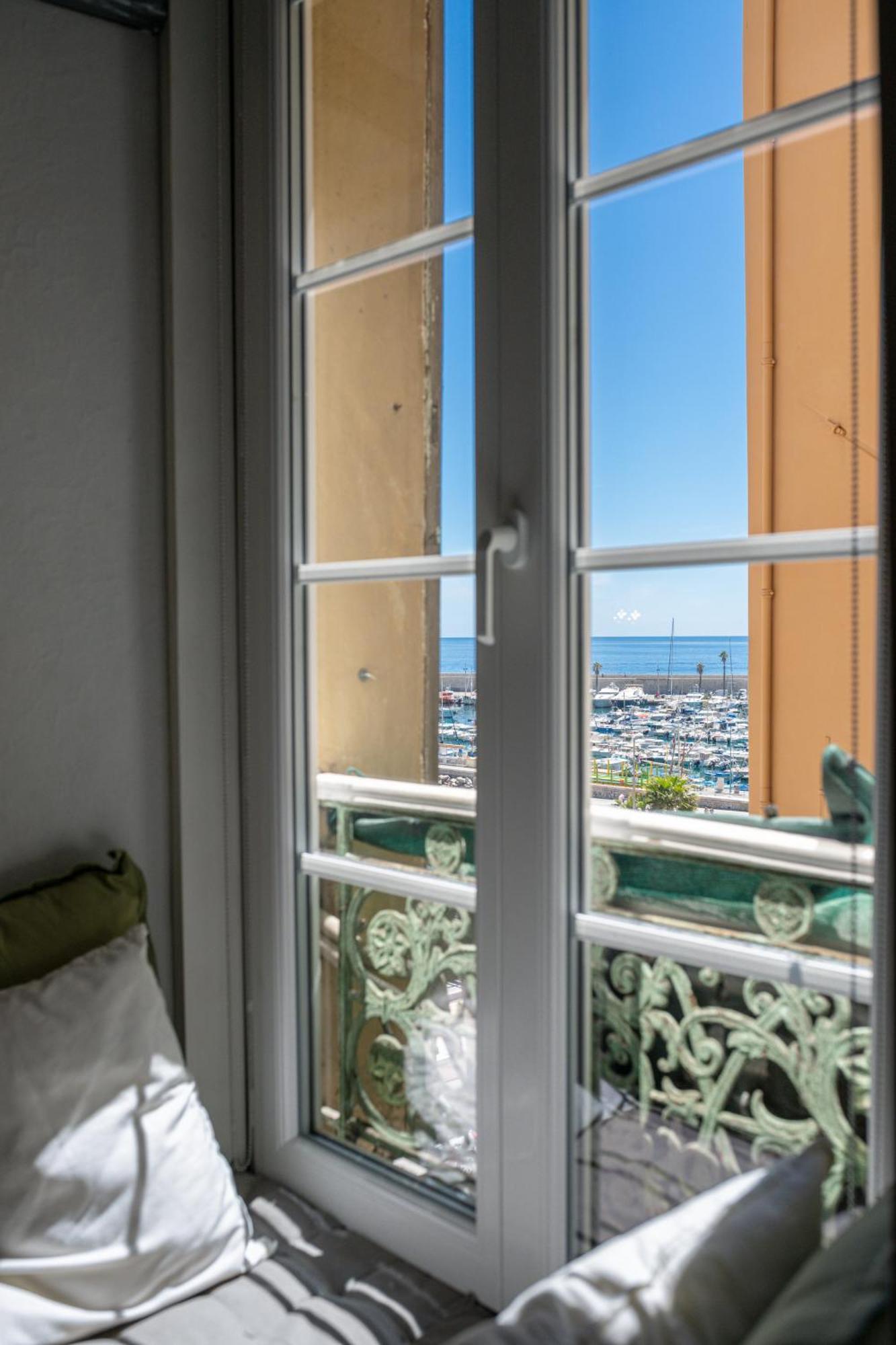 Les Sablettes - Bord De Mer - Vieille Ville - Parking Prive Menton Exterior photo